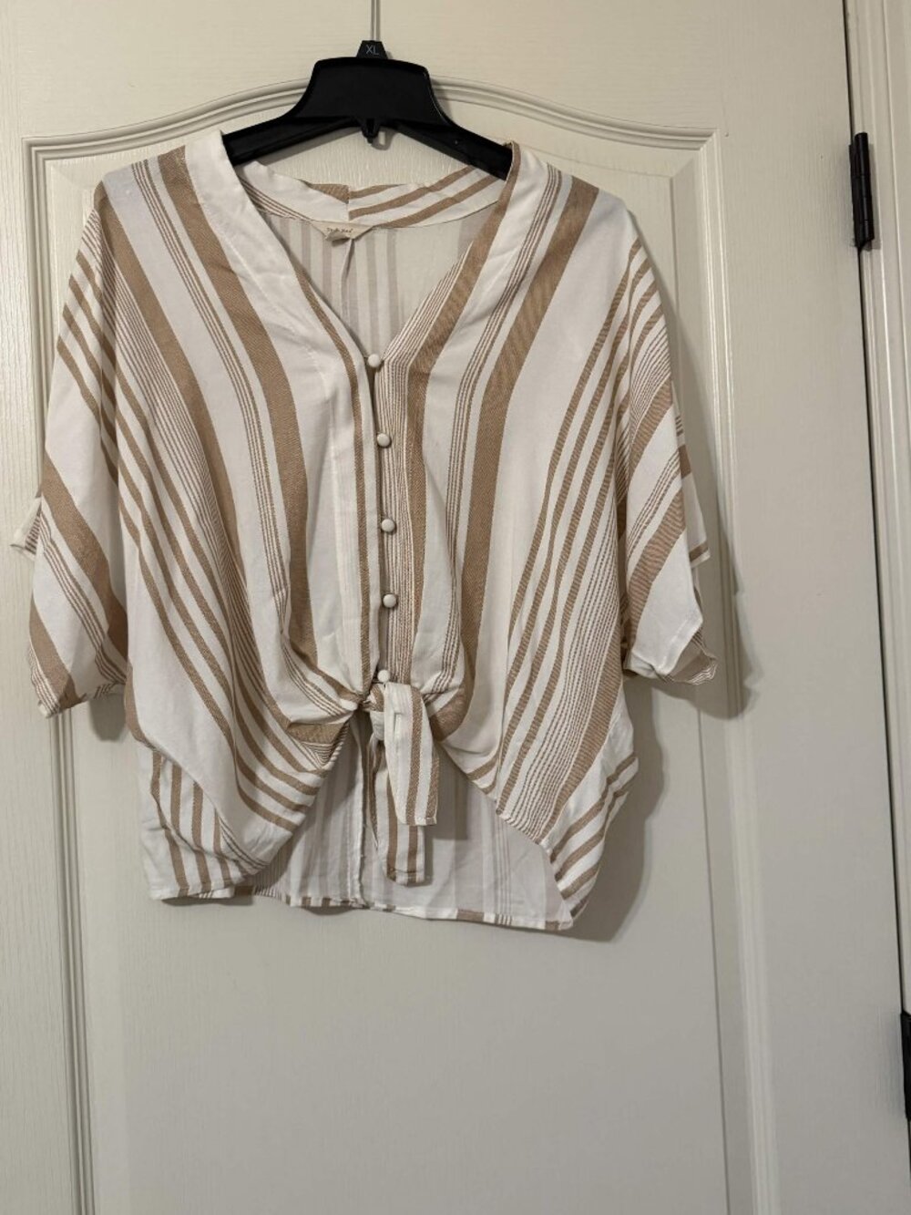 Sim & Sam Women's Short Sleeve Button Up Tie Front